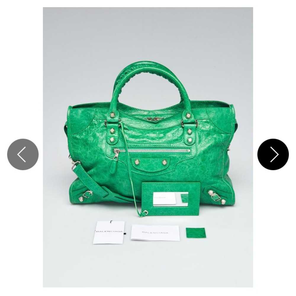 Balenciaga
Vert Poker Lambskin Giant 12 Silver Motorcycle City